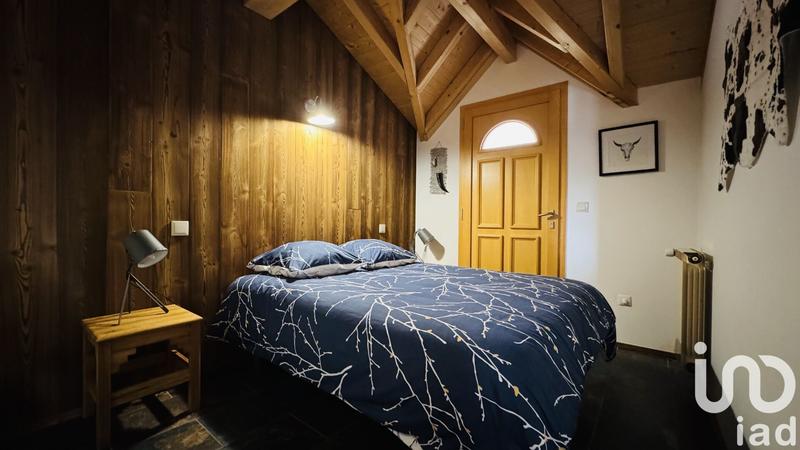 Maison - 209 m² - 7 pièces