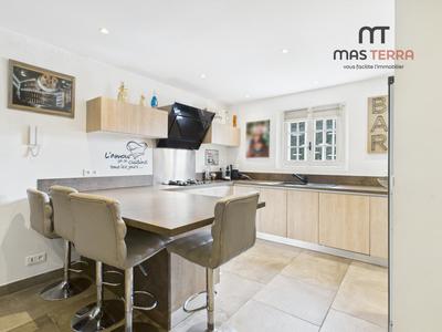 Villa - 171 m² - 7 pièces