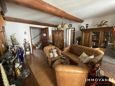 Maison - 190 m² - 11 pièces