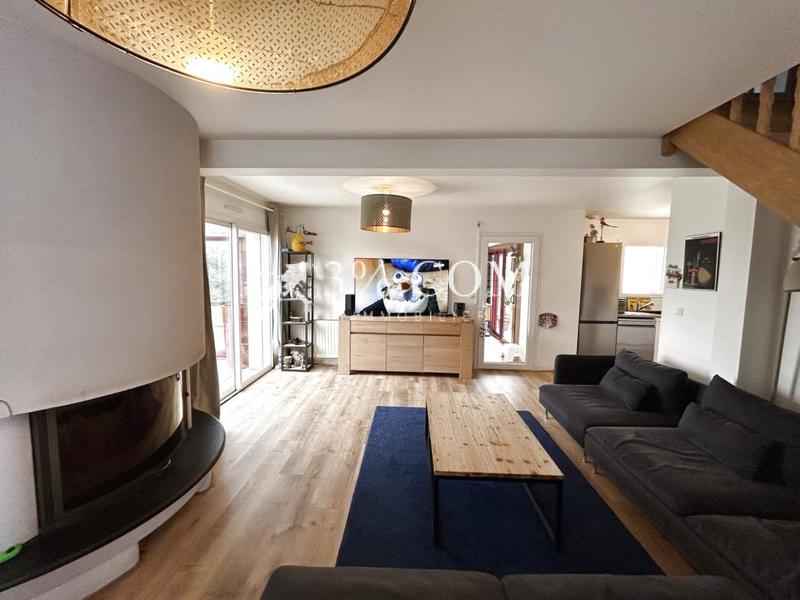 Maison - 136 m² - 5 pièces