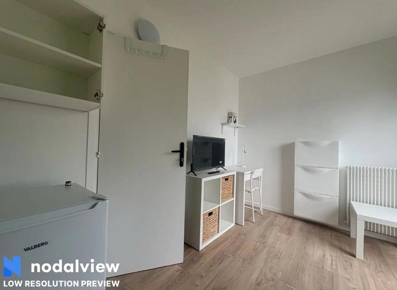 Appartement - 95 m² - 7 pièces