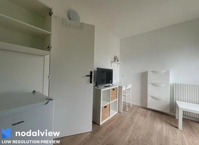 Appartement - 95 m² - 7 pièces