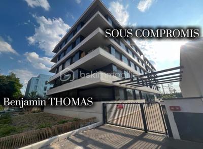 Studio - 32 m² - 1 pièce