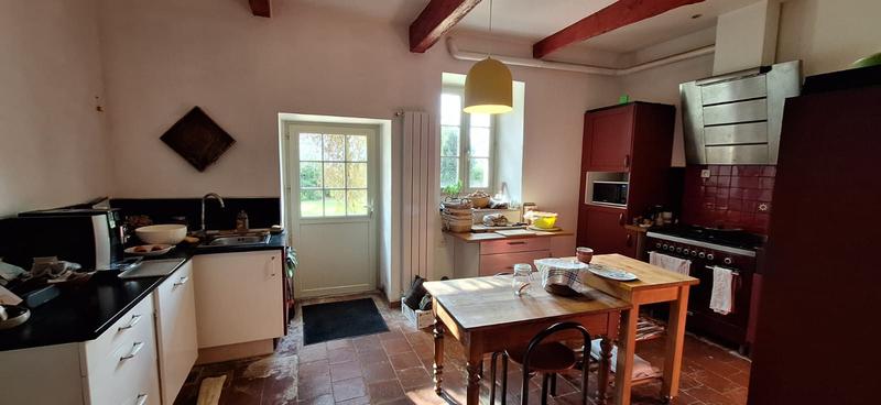 Maison - 428 m² - 20 pièces