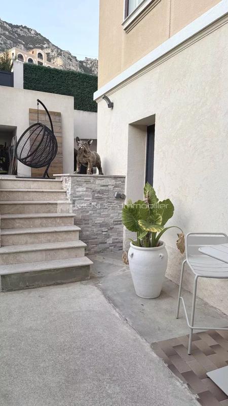 Maison - 115 m² - 4 pièces