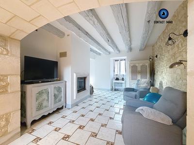 Maison - 279 m² - 9 pièces