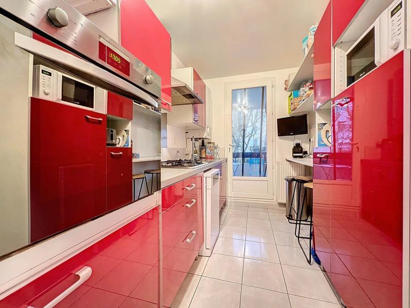 Appartement - 70 m² - 4 pièces