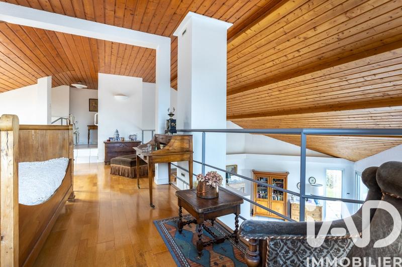 Maison de maîtres - 245 m² - 7 pièces