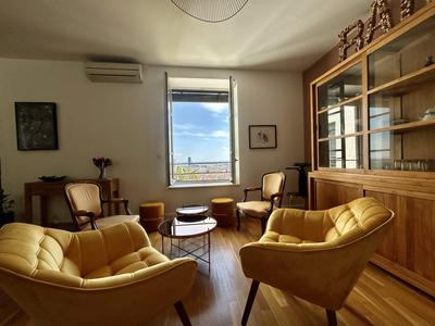 Appartement - 129 m² - 4 pièces