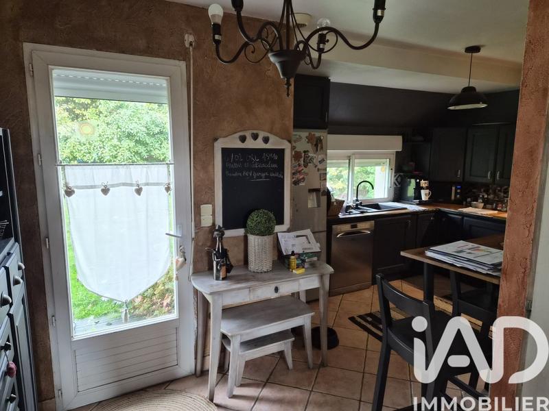 Maison - 99 m² - 4 pièces