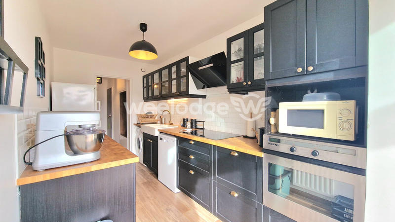 Appartement - 136 m² - 7 pièces
