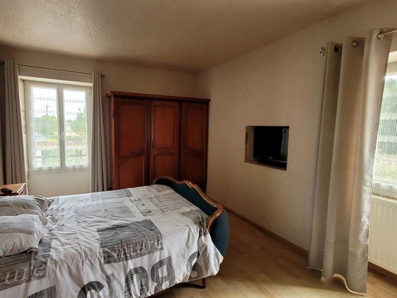 Propriété - 115 m² - 7 pièces