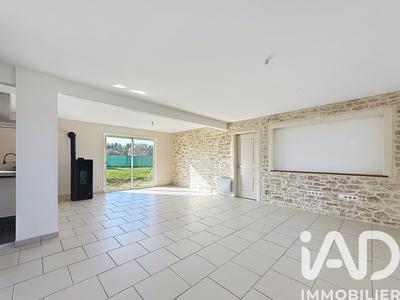 Maison - 140 m² - 5 pièces