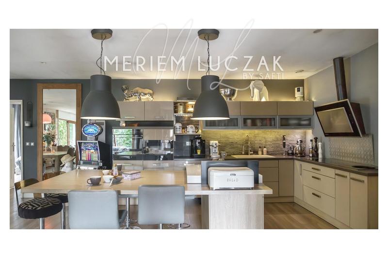 Maison de village - 244 m² - 7 pièces