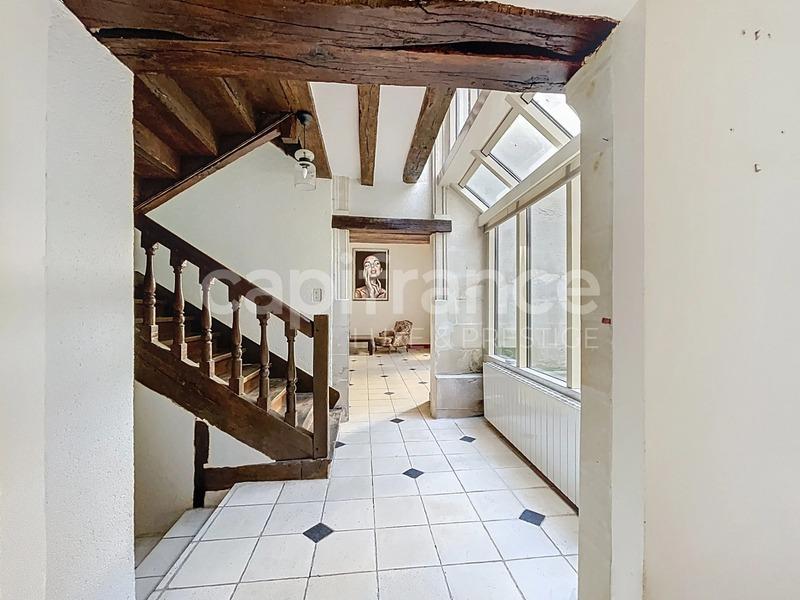 Maison - 235 m² - 7 pièces