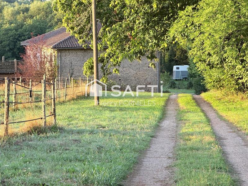 Maison - 232 m² - 7 pièces