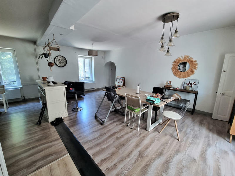 Maison bourgeoise - 210 m² - 6 pièces