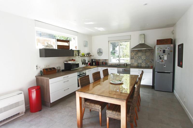 Maison - 104 m² - 4 pièces