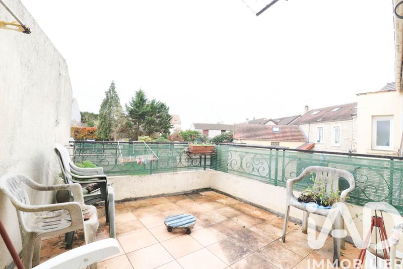 Maison - 92 m² - 5 pièces