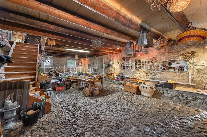 Corps de ferme - 239 m² - 5 pièces