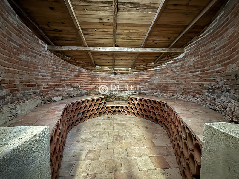 Maison - 210 m² - 5 pièces