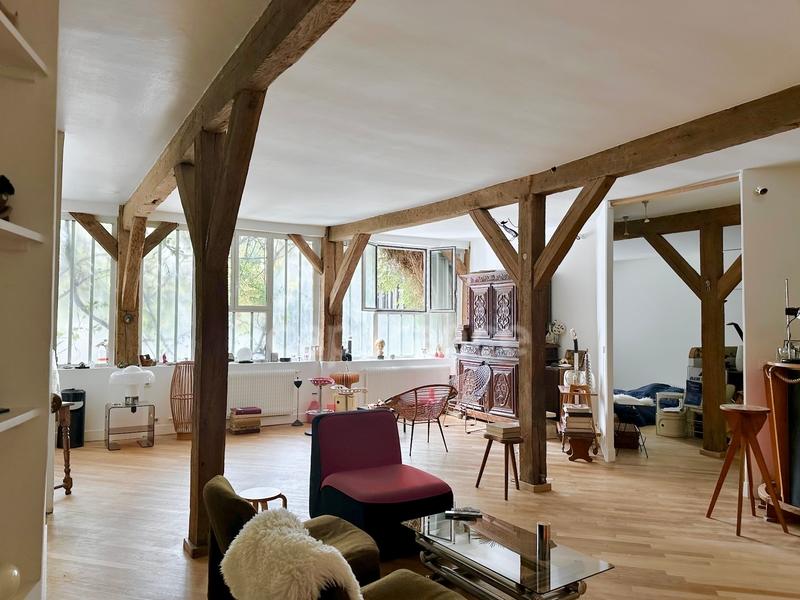 Appartement - 97 m² - 4 pièces