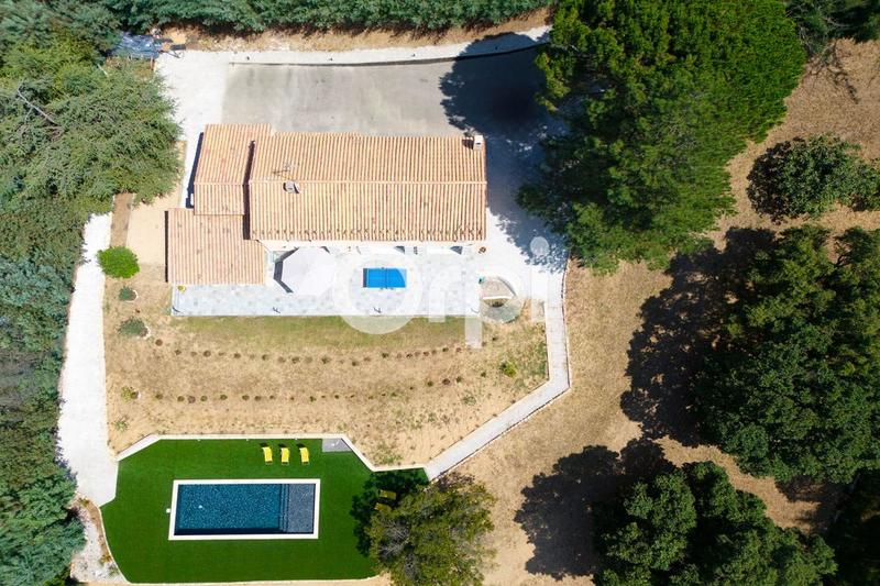 Villa - 194 m² - 6 pièces