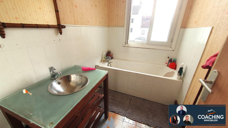 Maison - 93 m² - 4 pièces