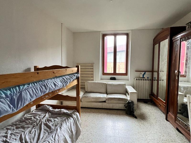 Maison - 400 m² - 11 pièces