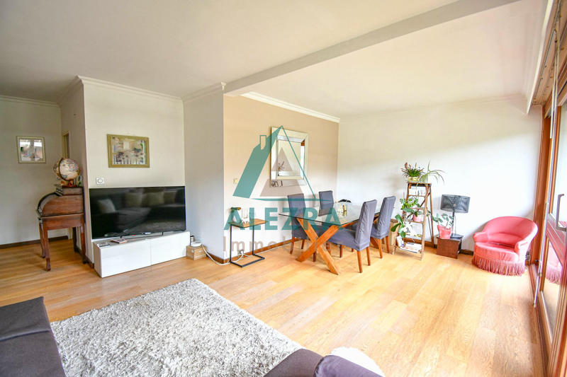 Appartement - 86 m² - 4 pièces