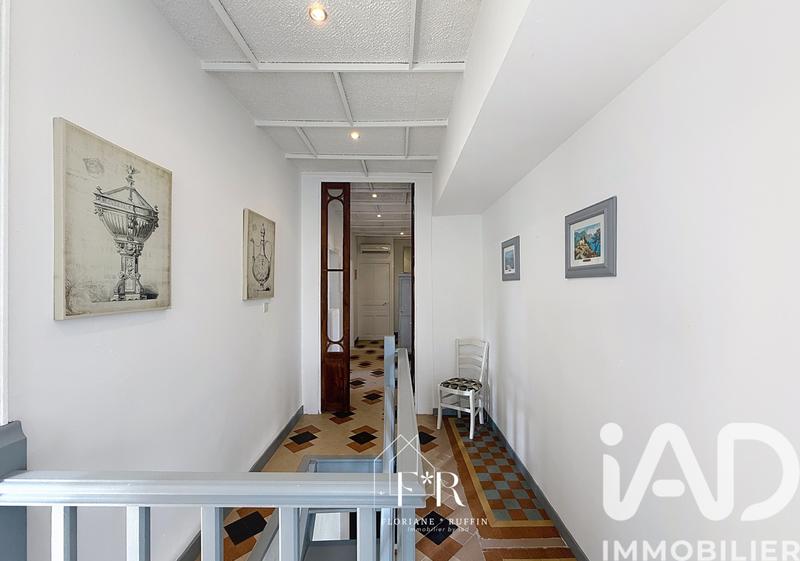 Maison - 226 m² - 6 pièces