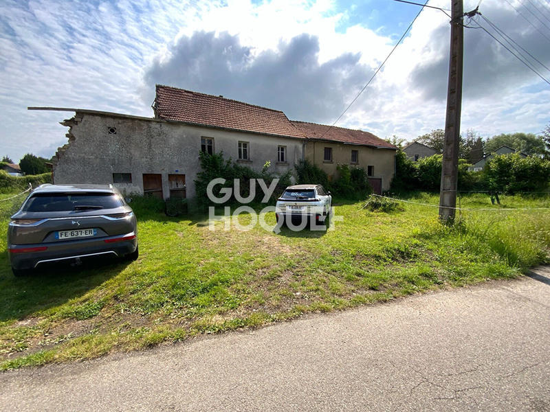 Maison - 1 600 m² - 6 pièces