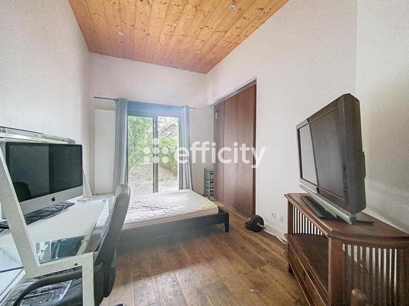 Maison - 193 m² - 7 pièces