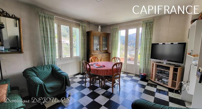 Maison - 120 m² - 7 pièces