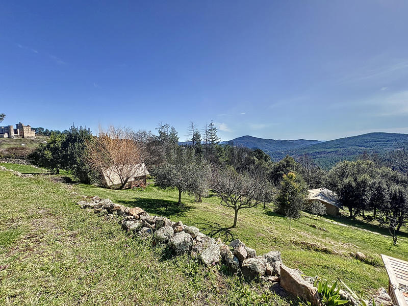 Mas - 161 m² - 7 pièces