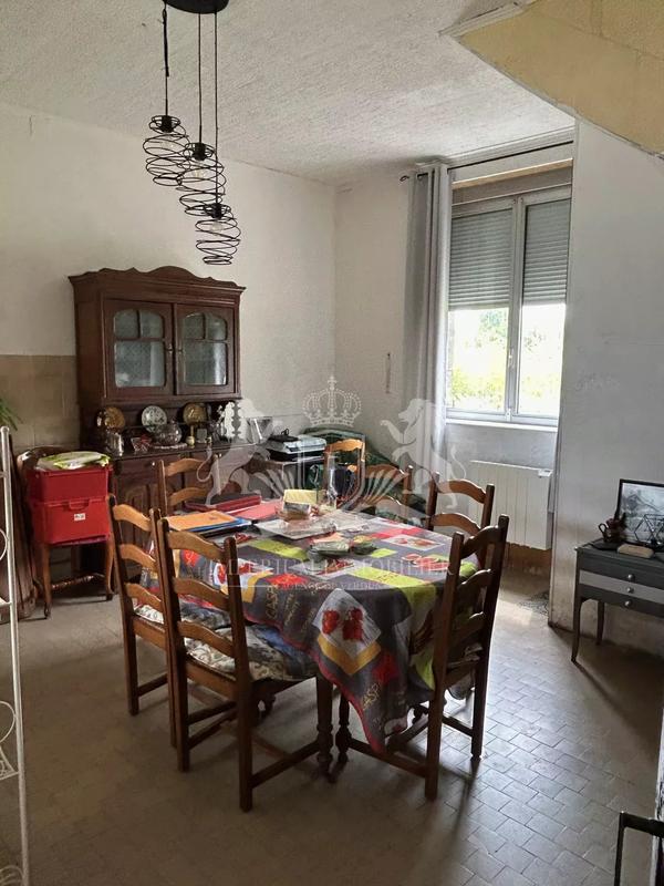 Maison - 110 m² - 5 pièces