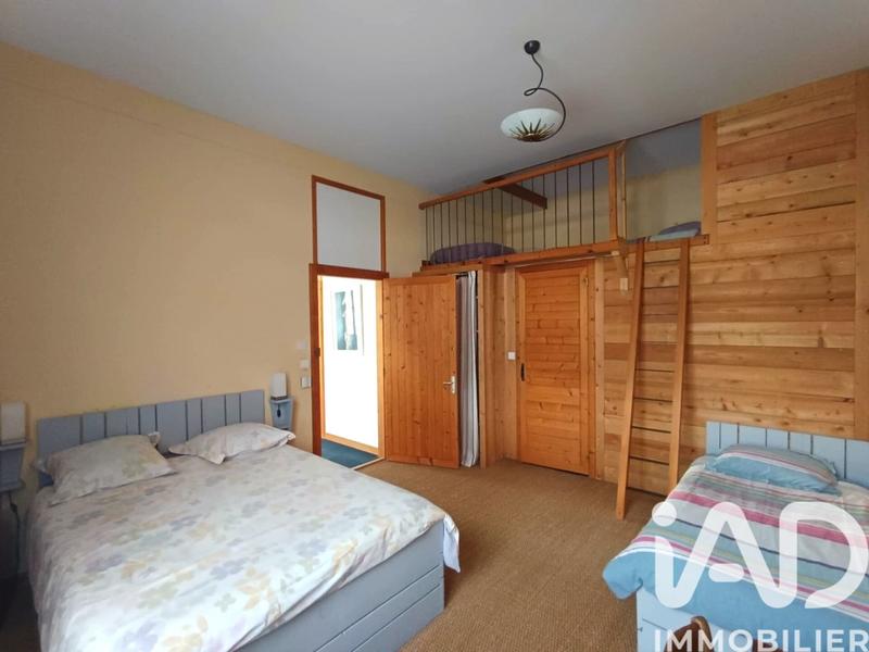 Maison - 448 m² - 14 pièces