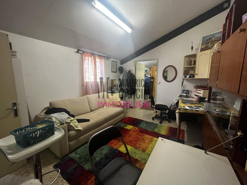 Maison traditionnelle - 150 m² - 4 pièces