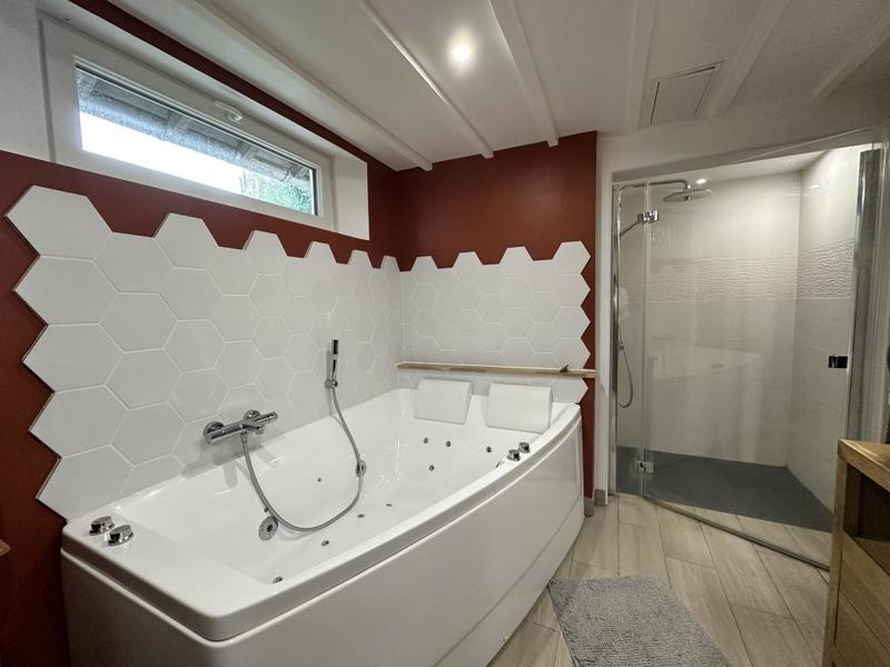 Maison ancienne - 220 m² - 7 pièces