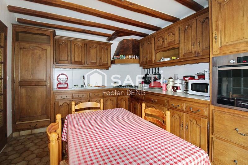 Maison - 200 m² - 9 pièces