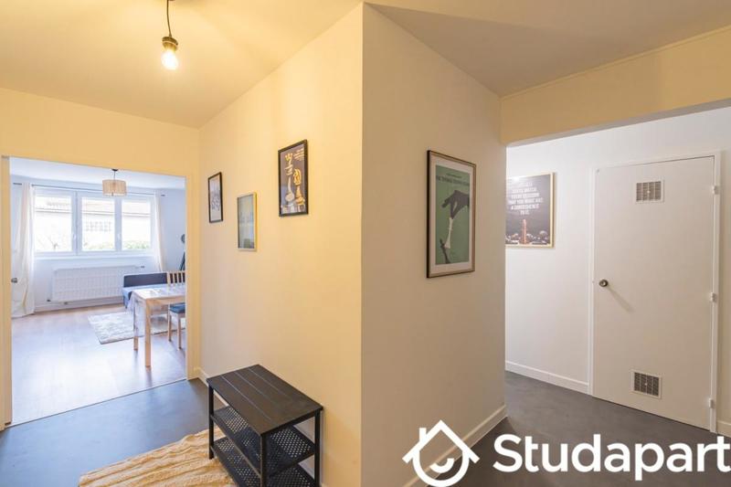 Chambre - 12 m² - 1 pièce