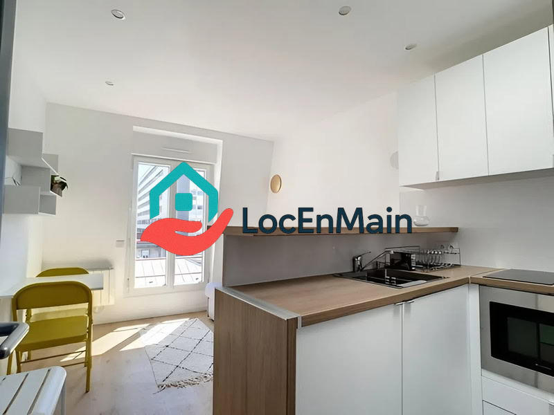 Studio - 15 m² - 1 pièce