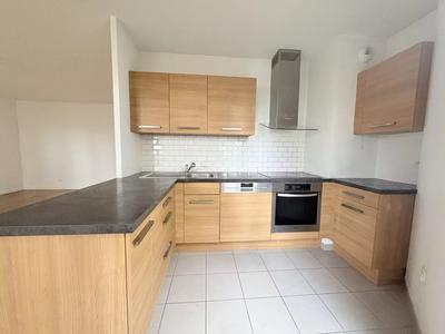 Appartement - 83 m² - 4 pièces