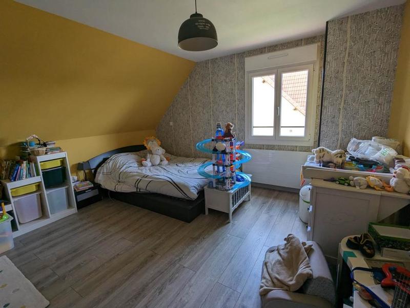 Pavillon - 130 m² - 8 pièces