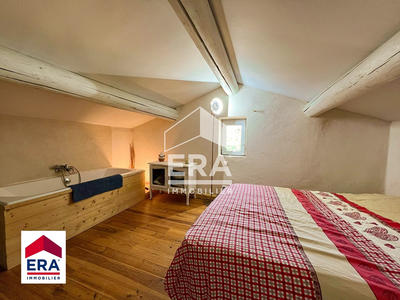 Maison - 167 m² - 7 pièces