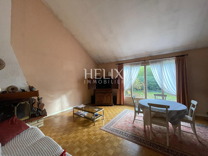 Maison - 105 m² - 6 pièces