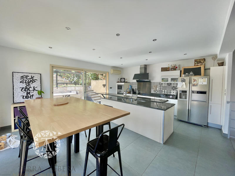 Villa - 190 m² - 5 pièces