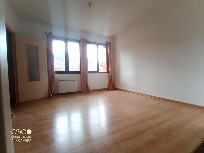 Appartement - 57 m² - 4 pièces