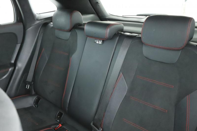 Mercedes Gla 200 d Amg Line Dct 150 ch