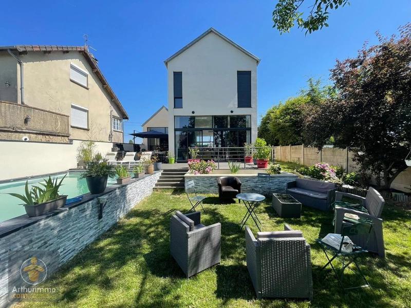 Maison - 190 m² - 7 pièces